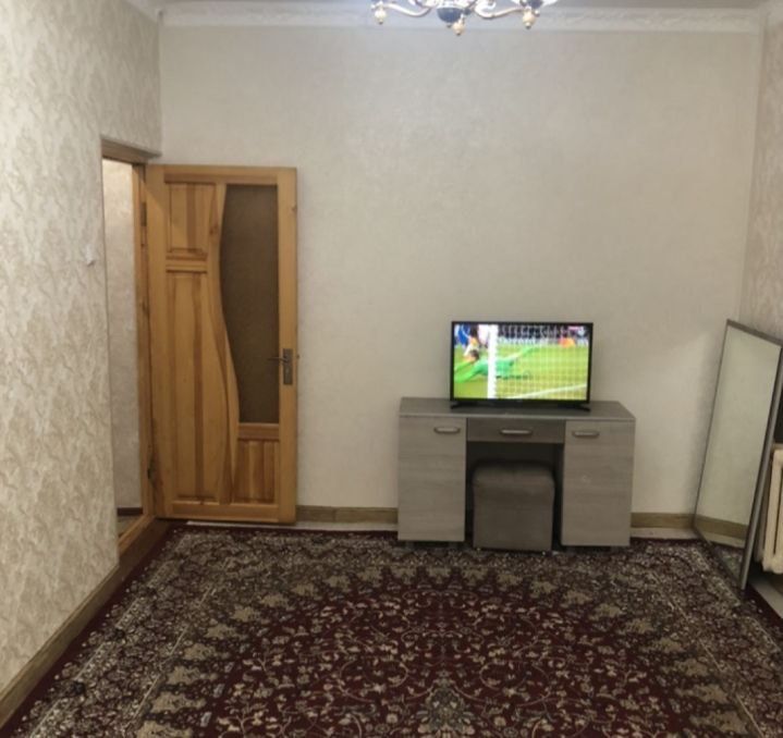 Юнусобод 13-квартал, 1 хона, 1-этаж. Ор-р: Хамкор банк, СРОЧНО