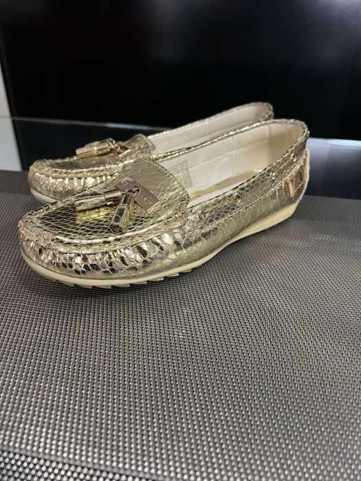 Laura Biagiotti златисти мокасини