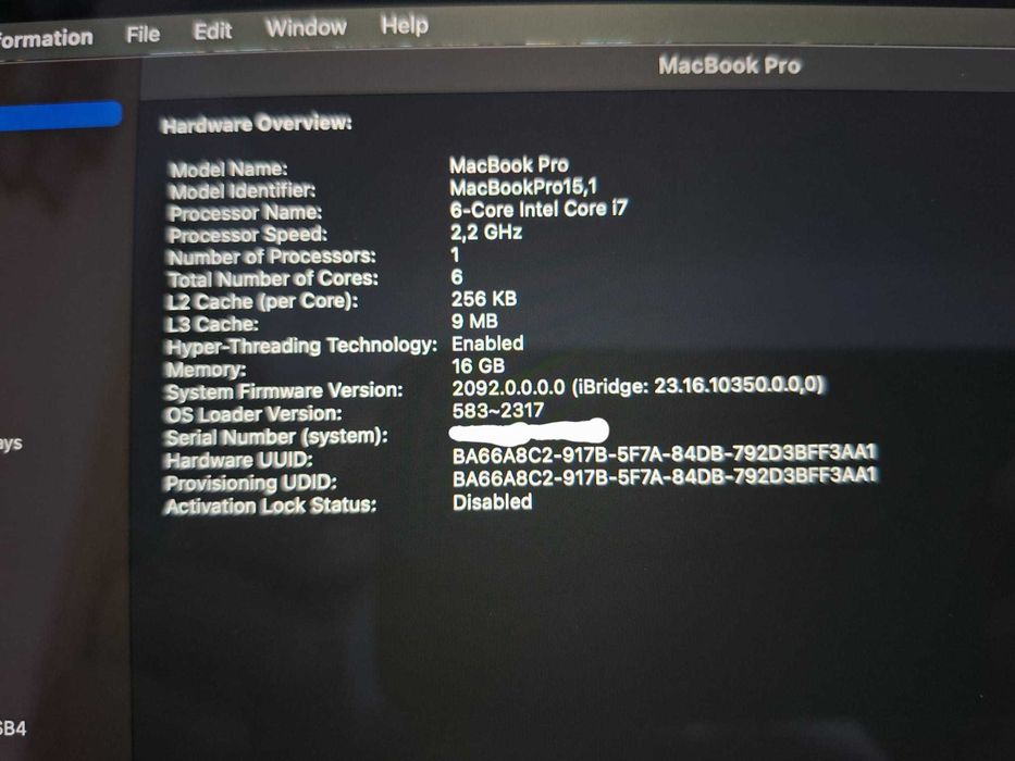 Macbook Pro 15 inch 2019 256GB SSD 16GB RAM touchbar baterie 2 cicluri