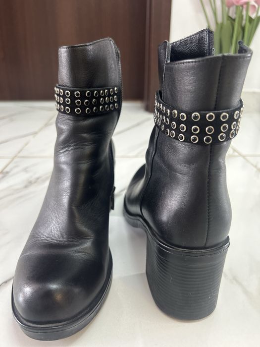 Ghete dama, piele 37/38