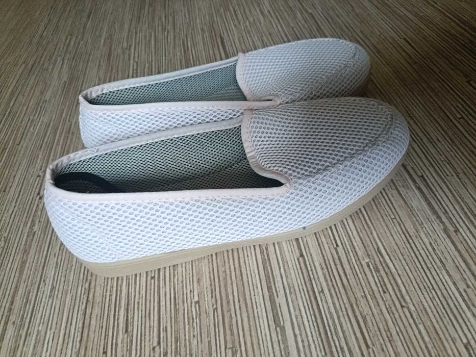 Продам женские лоферы р. 36-37