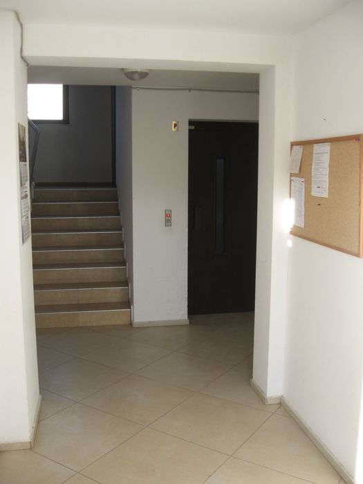 Дава се под наем Тристаен апартамент в Варна, Бриз - 80 кв.м за 500 € - Снимка #8