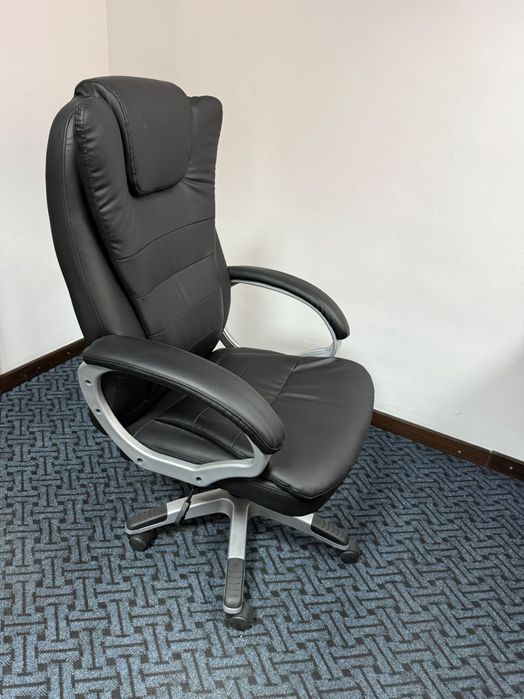 Scaune birou impecabile