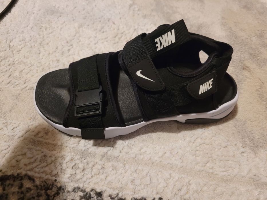 Sandale Nike cu barete