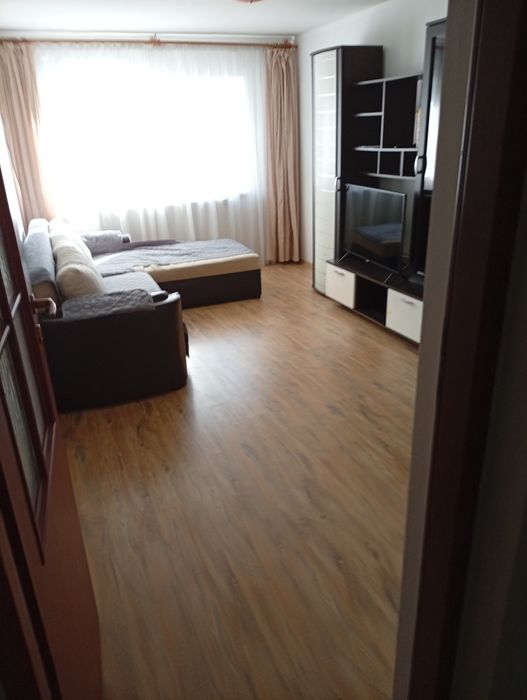 Apartament de inchiriat