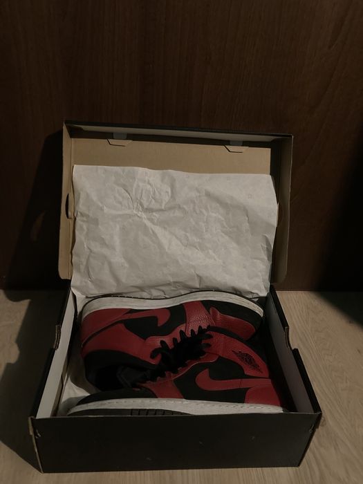 Jordan 1 Mid Reverse Bred номер 45