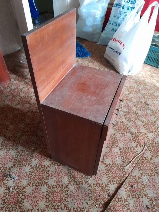 Кухненски шкафове,Ракла и бюро