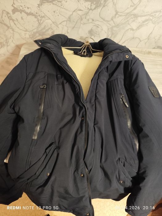 Продам зимнюю куртку