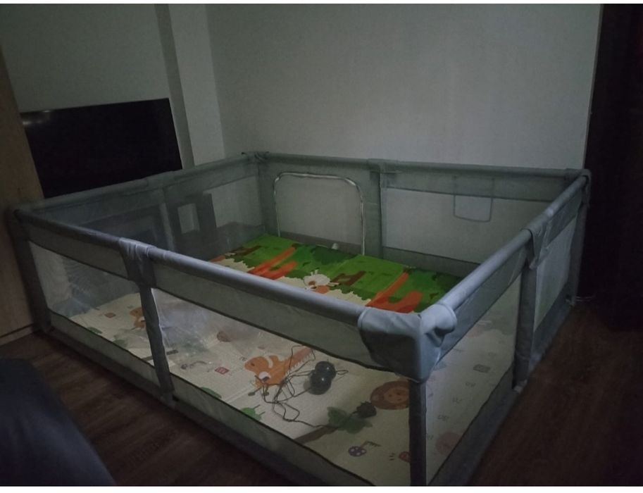 Țarc de joacă bebeluși și copii 200x150