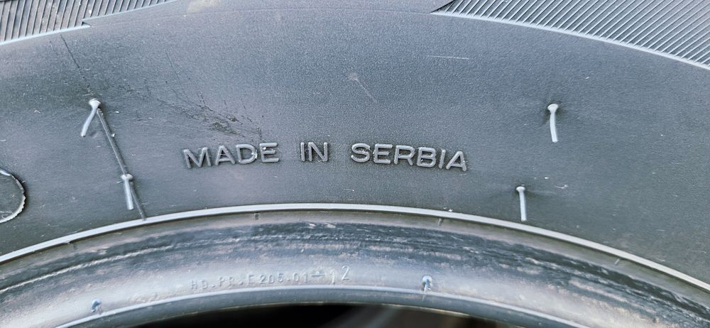 Шины 215/65/R15.