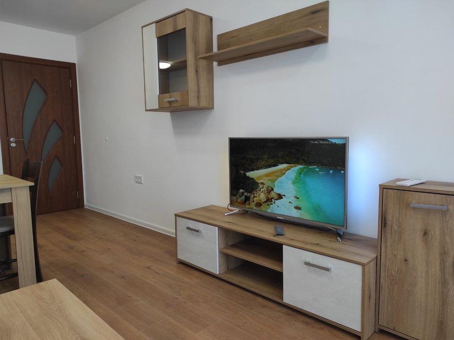 Дава се под наем Двустаен апартамент в Пловдив, Южен - 75 кв.м за 510 € - Снимка #2