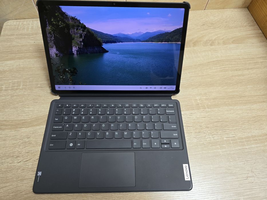 Tableta Lenovo p12