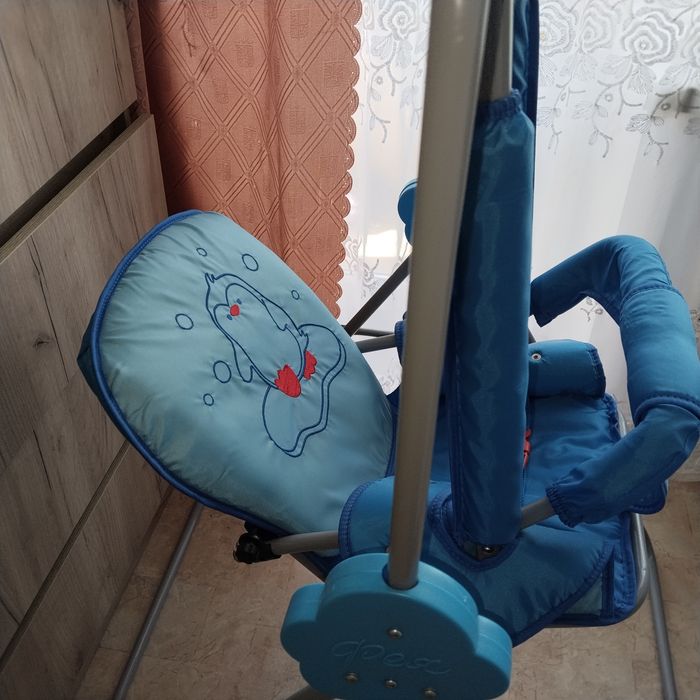 Продам детскую качелю