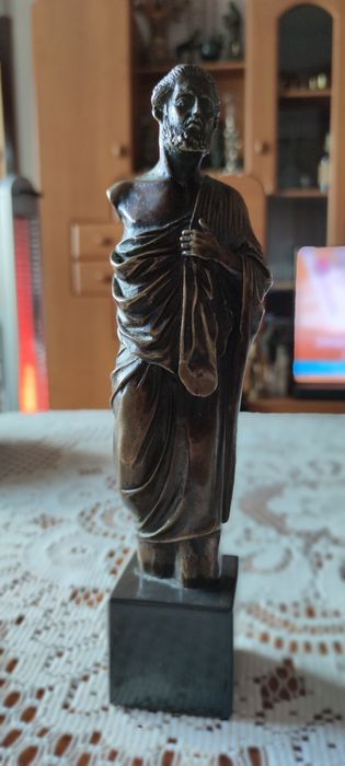 Стара Авторска Бронзова Пластика на Хипократ