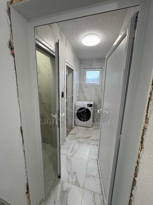 Реф. 2884 Отремонтирана Двуетажна къща с гараж и двор с. Павелско