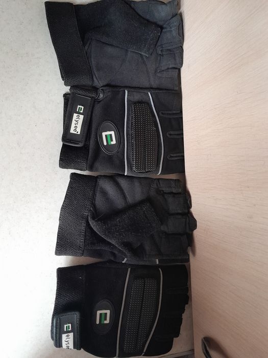 Продам перчатки зимние