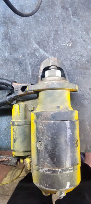 Продам стартер cat  петушек