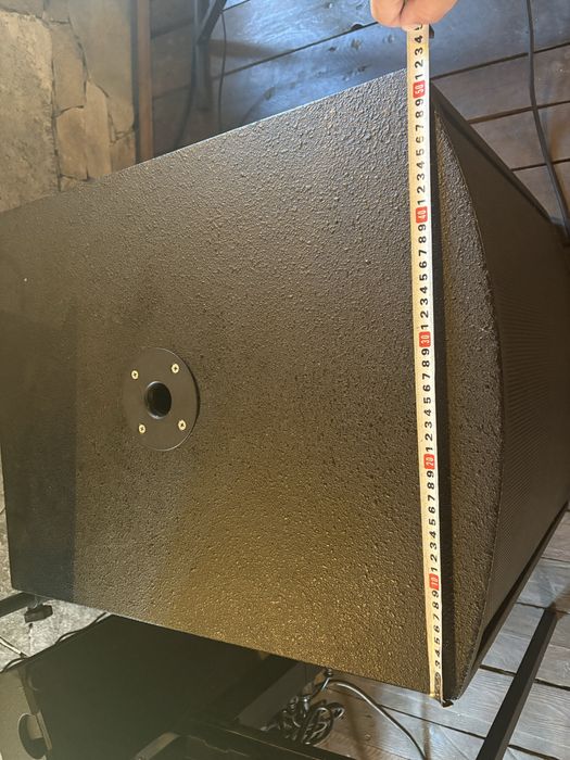 Два  баса BMS18s430-1200w