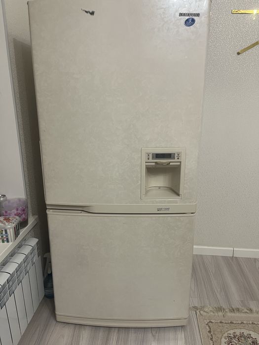Продам холодильник фирмы Samsung