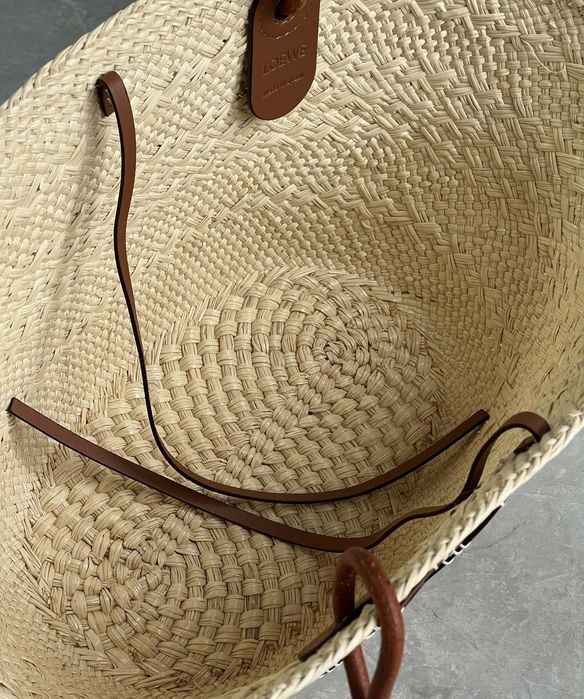 Geanta Loewe Anagram Basket 34cm, tip Premium