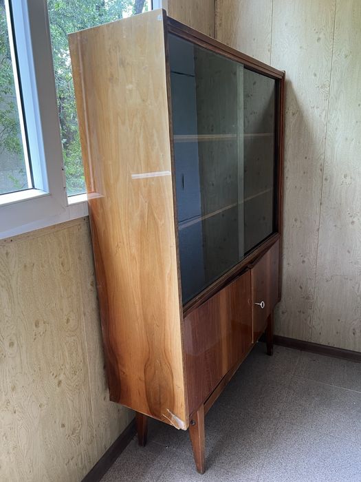 Продам советский сервант