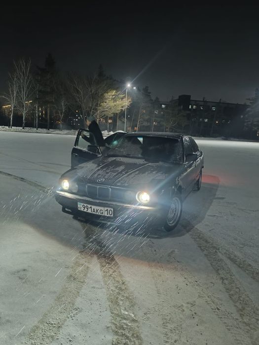 фары БМВ/BMW Е34 2 комплекта линзы и галла