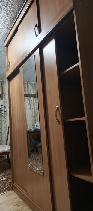 Продам шкаф купе с антресолью б/у
