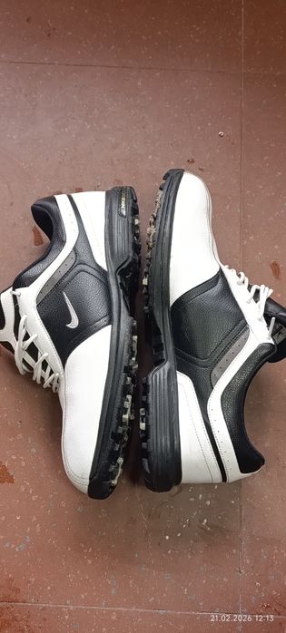 Нике голф естествена кожа