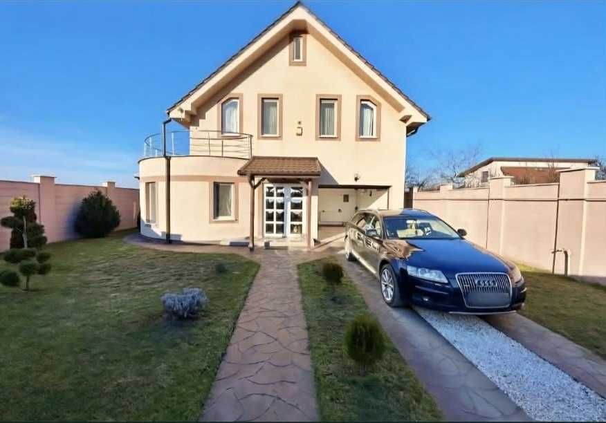 Casă de vanzare, 4 dormitoare, piscină - Arad, Zimandcuz - 0% comision