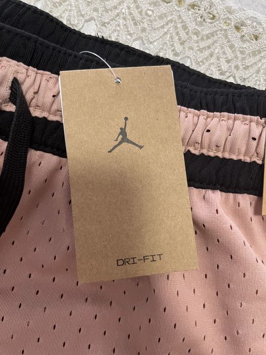 Pantaloni scurti Air Jordan Diamond Shorts “Rose Whisper”