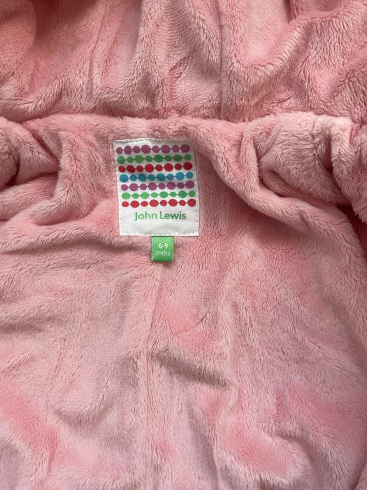 Космонавт за бебе 6-9 месеца