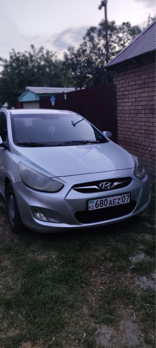 Продам хендай солярис 2011