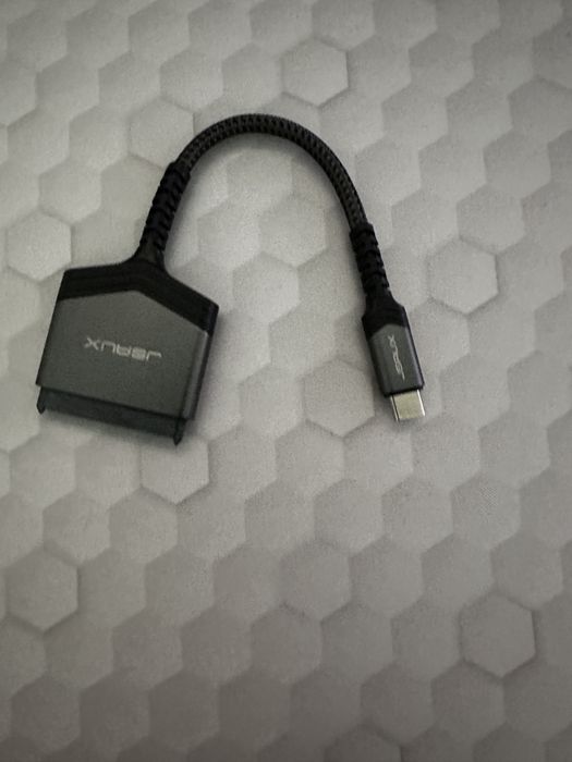 Diverse adaptoare  si cabluri hdmi sata jack usb c lightning