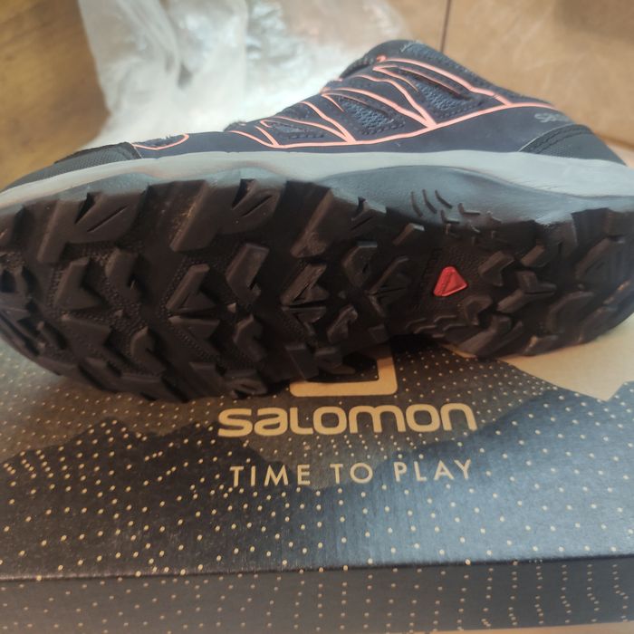 vând încălțăminte tracking Salomon nr.36 2/3