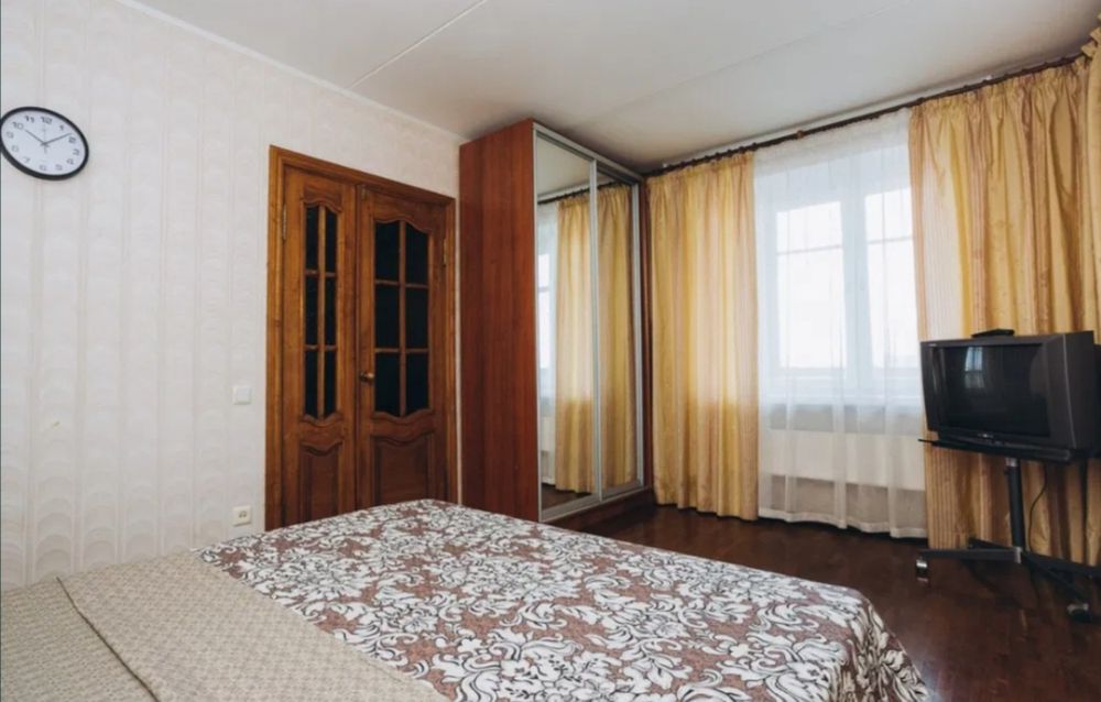 Сарыарка 11-Кенесары,  2ч 2000