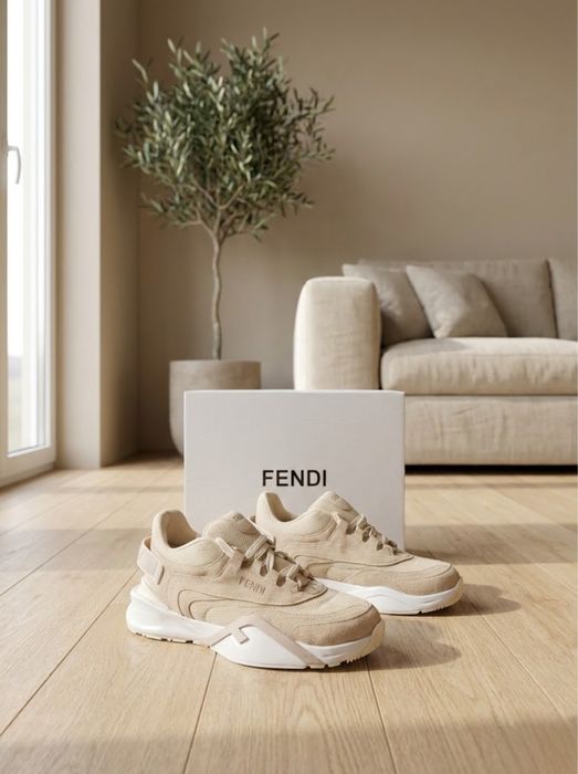 Adidasi Fendi Flow low-Top Bej 2026