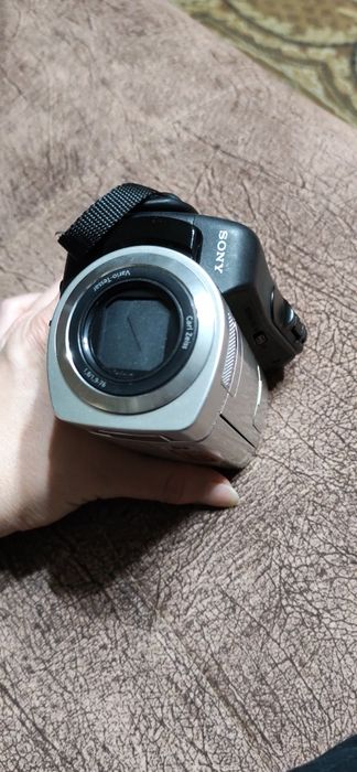 Продам камеру Sony Handycam DCR‑SR45E