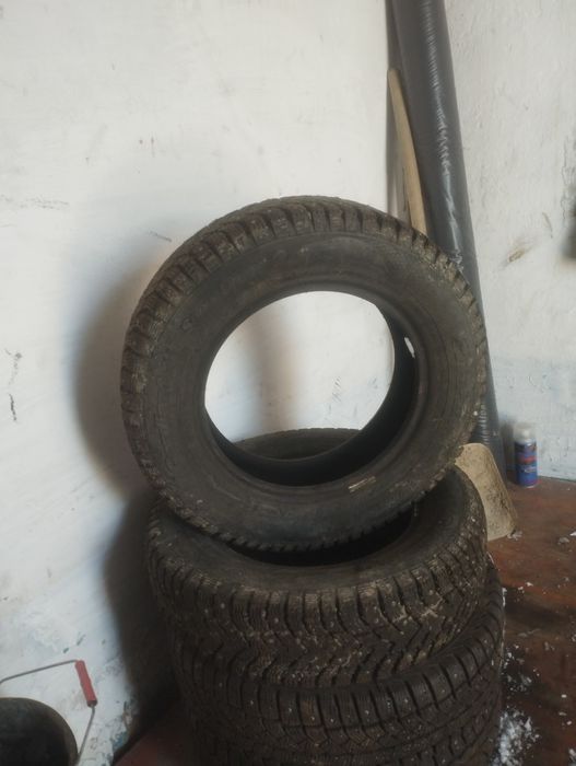 Продам зимный шины 2 пары
