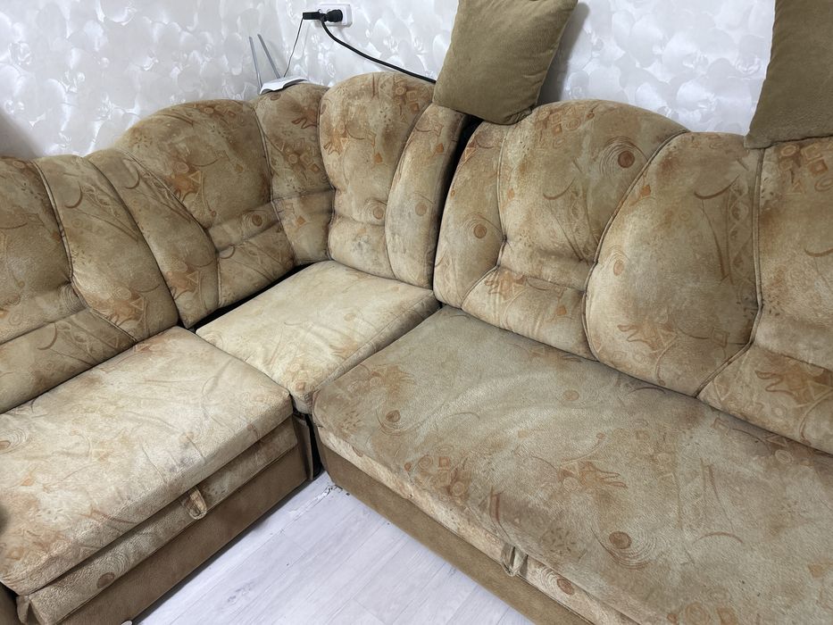 Продам угловой диван