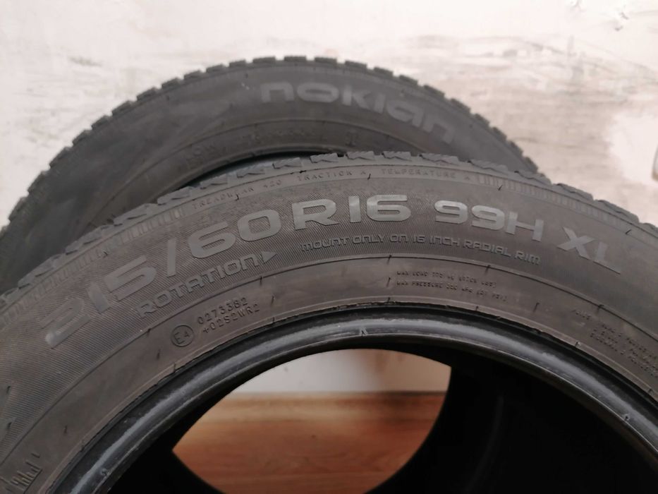2 бр. 215/60/16 Nokian  / зимни гуми