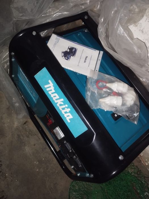 Продам Генератор