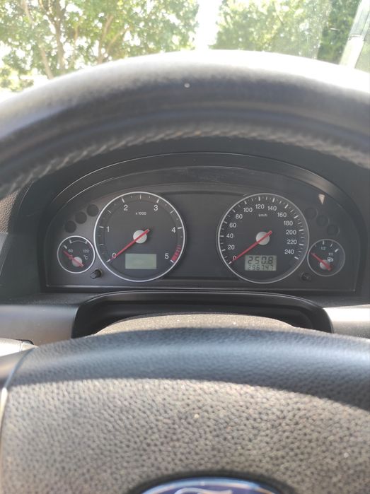 Продава се в град Шумен , за връзка 0894793736 - Живко