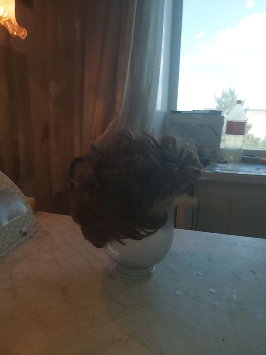 Парик женский  .