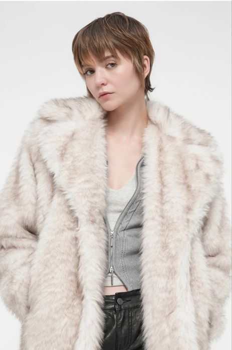 Jachetă de iarna din blană arficială