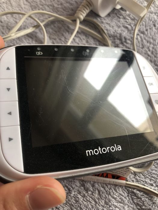 Бебефон с камера Motorola