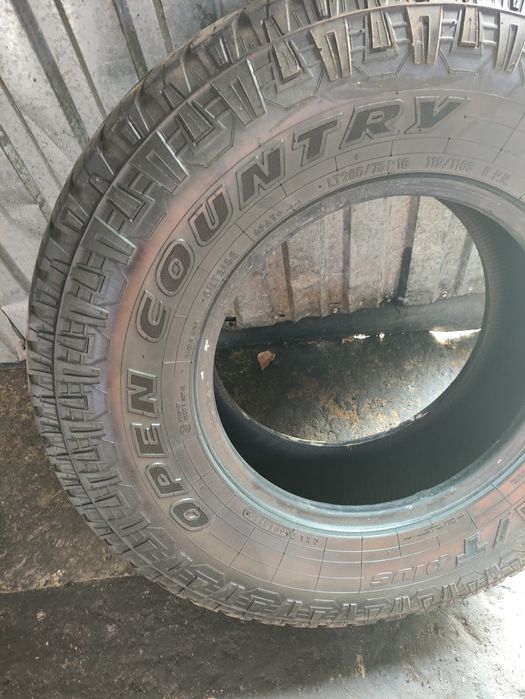 Шины баллоны комплект