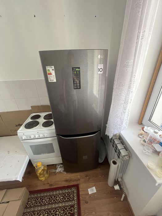 Продам холодильник