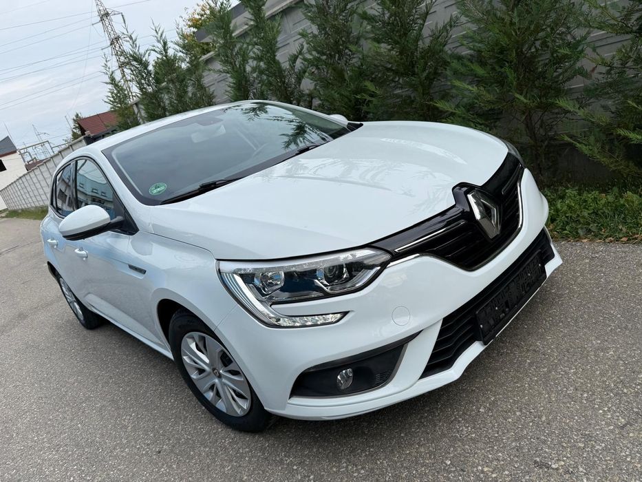 RENAULT Megane 2018 — imagine 2