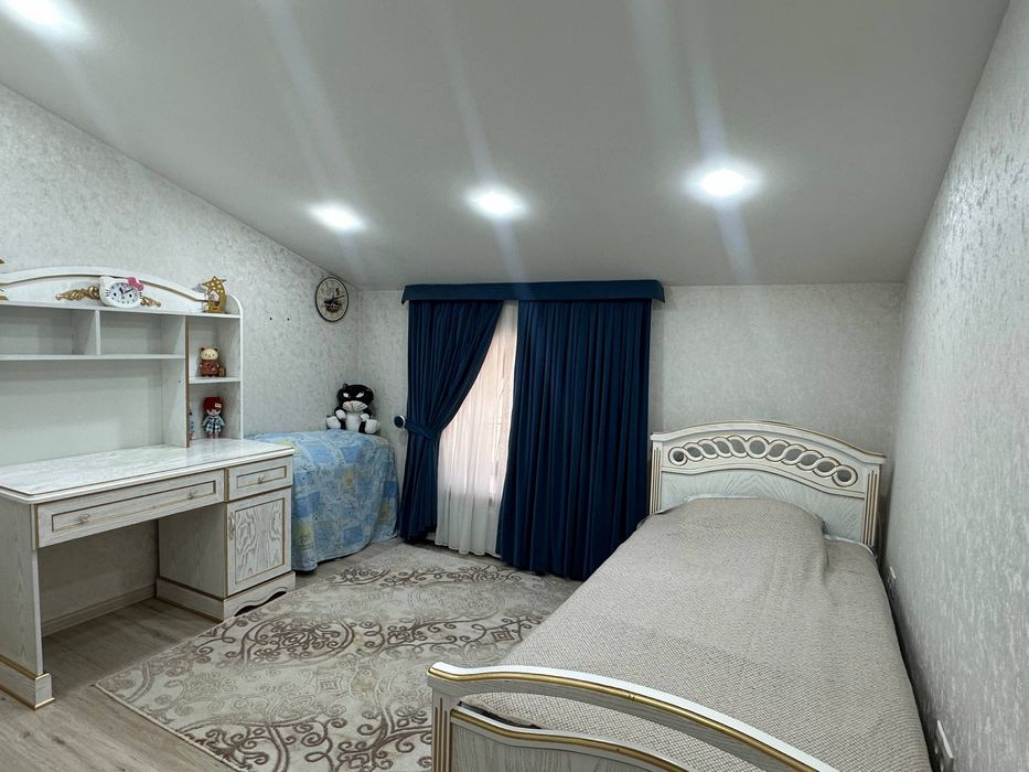 4 Комнаты 4/4/4 • Кирпич • 145м² • Тузель 2, Мойка Centara, 40 Лет