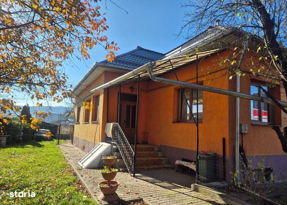 Teren /Casa De Vanzare , 1.580 , Avram Iancu